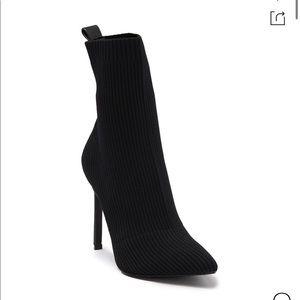 Steve Madden Black Darra Pointe Toe Bootie